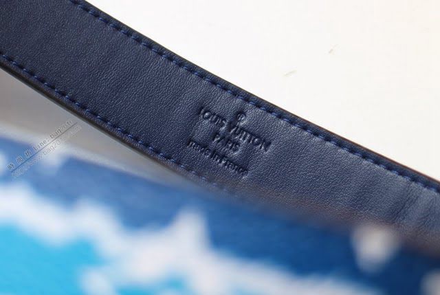 lv皮帶 M0253 LV Daily Multi Pocket 30毫米腰帶 配小包與鑰匙扣 lv女腰帶  lvqb1698